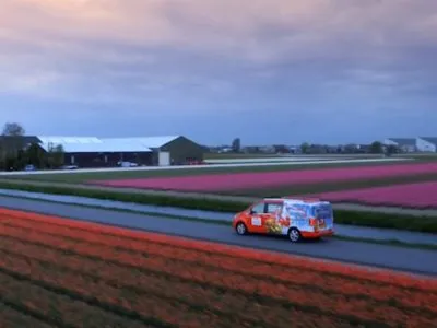 Facebook intro Postcode Loterij